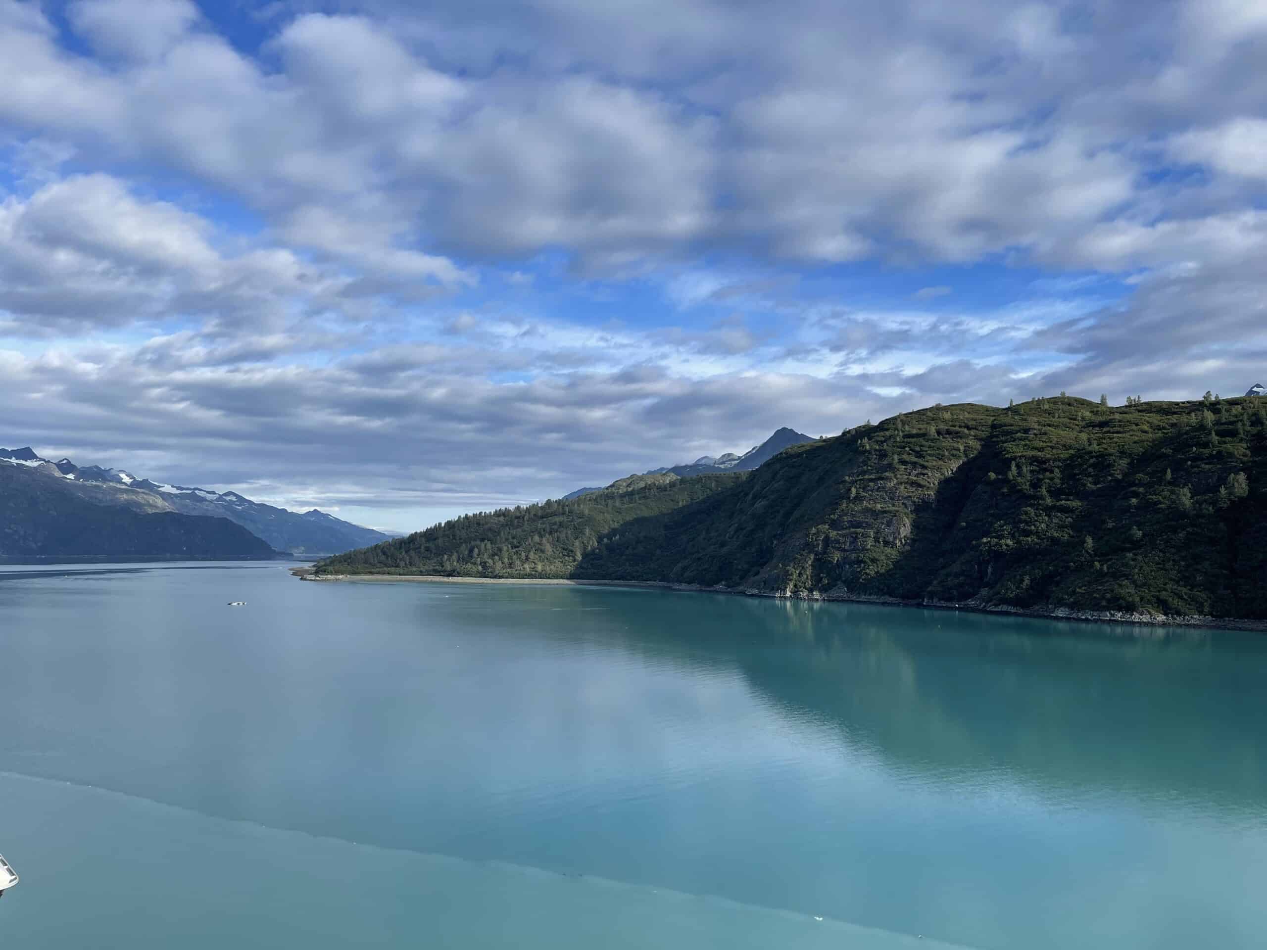 image of Alaska glaciers for the post is an Alaskan cruise worth it